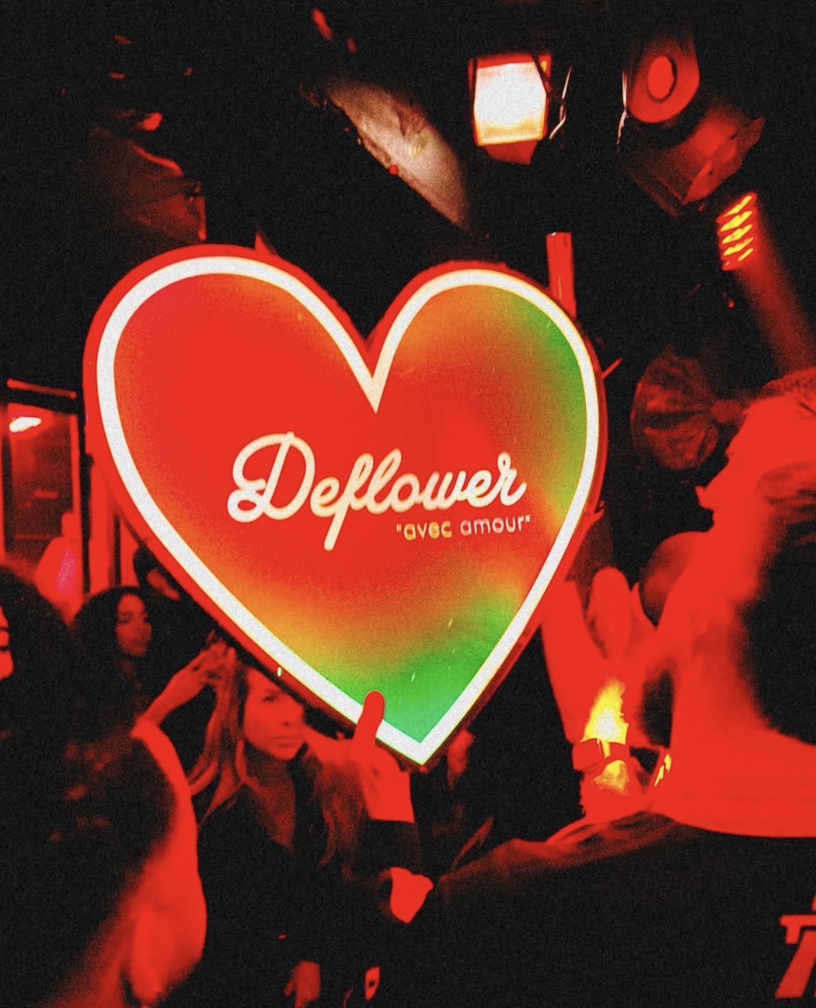 Deflower photo 3
